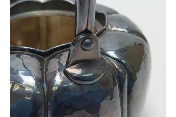 松栄堂　純銀製南瓜燗瓶　造形美を堪能できる急須&盃5杯セット(お猪口、銚子、かぼちゃ、酒器、箱無し)(R-062378)