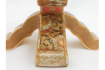 激レア!　明治時代　薩摩錦手　花と人物図鼠蓋太鼓形香炉　繊細な職人技が光る香炉(鑑定書付き、共箱付き、置物、ディスプレイ、仏具)(R-062379)