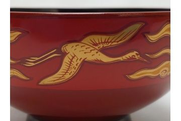 明治期　蒔絵　朱塗り　木製　漆器　雲鶴吸物椀　4寸　約12cm　鮮やかな朱色が食卓を華やかにする蓋付き椀10客セット(和食器、共箱付き、四寸)(R-062380)