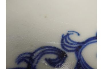江戸期　成化年製　古伊万里　染付　線描　草花文　1尺1寸　約32.5cm　細かな絵付け技術に魅了される深鉢(一尺一寸、深皿、変形皿、和食器、和皿)(R-062386)