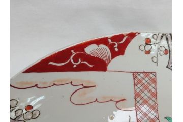幕末期　伊万里焼　色絵　梅　双鶴　花文　1尺4寸皿　約41cm　色彩豊かで食卓が華やぐ大皿(一尺四寸、和食器、和皿)(R-062388)