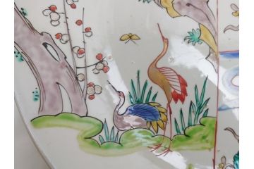 幕末期　伊万里焼　色絵　梅　双鶴　花文　1尺4寸皿　約41cm　色彩豊かで食卓が華やぐ大皿(一尺四寸、和食器、和皿)(R-062388)