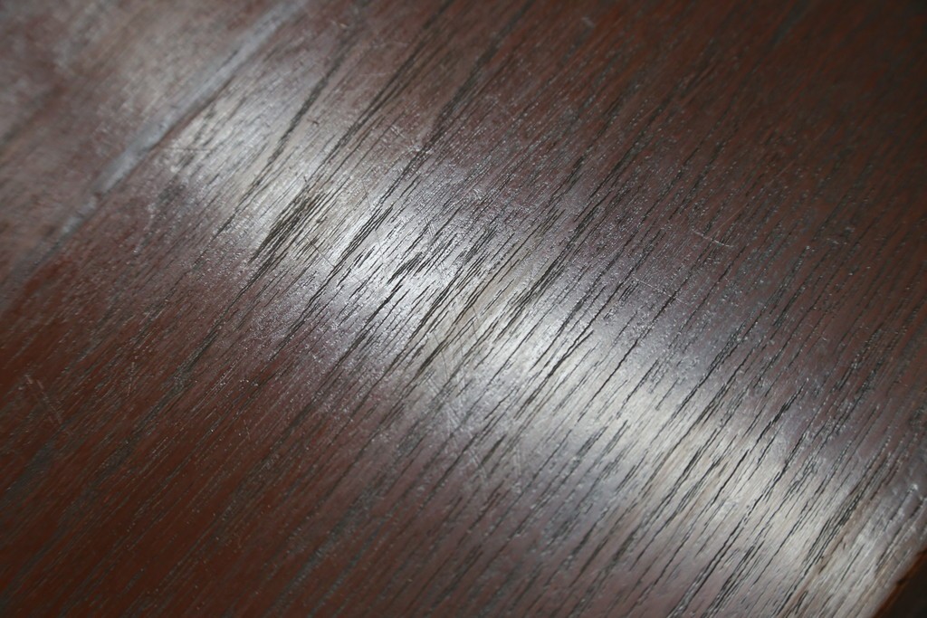 和製アンティーク　激レア　彫刻家　山根八春(やまねやつはる、はっしゅん)　レリーフ入り　なかなかお目にかかれない希少なサイドテーブル　(R-062411)