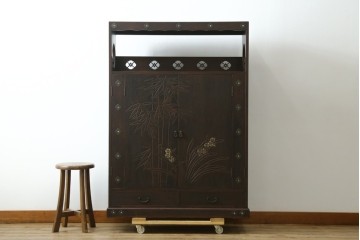 和製アンティーク　彫刻家　山根八春(やまねやつはる、はっしゅん)　吉祥モチーフが散りばめられた収納棚　(R-062413)