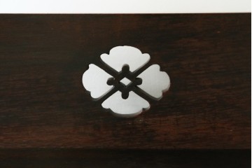 和製アンティーク　彫刻家　山根八春(やまねやつはる、はっしゅん)　吉祥モチーフが散りばめられた収納棚　(R-062413)