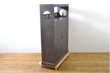 和製アンティーク　彫刻家　山根八春(やまねやつはる、はっしゅん)　吉祥モチーフが散りばめられた収納棚(キャビネット、戸棚、引き出し)(R-062413)
