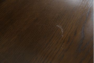 中古　美品　カリモク家具(karimoku)　ドマーニ(domani)　シックな色合いと凝った面取りデザインがクラシカルな雰囲気を醸し出すサイドボード(サイドキャビネット、収納棚、戸棚、飾り棚)(R-062414)