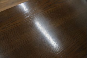 中古　美品　カリモク家具(karimoku)　ドマーニ(domani)　シックな色合いと凝った面取りデザインがクラシカルな雰囲気を醸し出すサイドボード(サイドキャビネット、収納棚、戸棚、飾り棚)(R-062414)