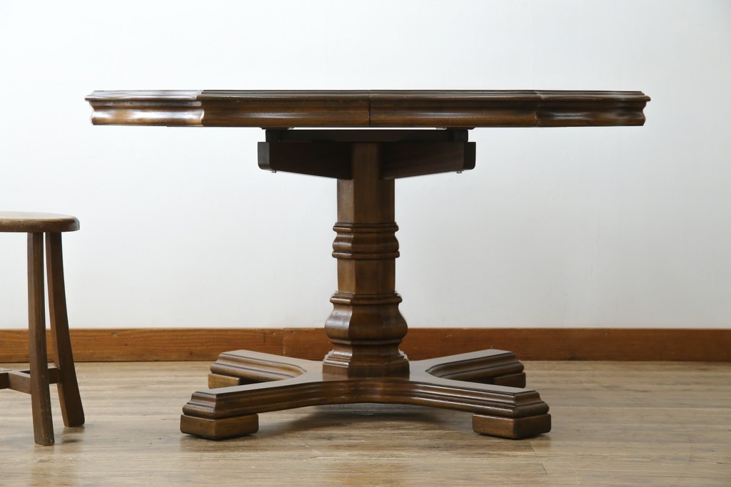 中古　DREXEL HERITAGE(ドレクセルヘリテイジ)　Grand Villa(グランドヴィラ)　上品なデザインのダイニングテーブル　定価約60万円　(R-062416)