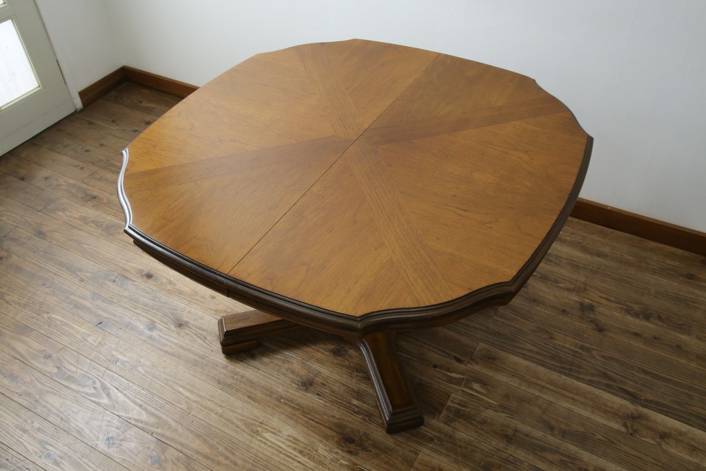 中古　DREXEL HERITAGE(ドレクセルヘリテイジ)　Grand Villa(グランドヴィラ)　上品なデザインのダイニングテーブル　定価約60万円　(R-062416)
