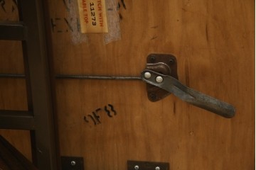 中古　DREXEL HERITAGE(ドレクセルヘリテイジ)　Grand Villa(グランドヴィラ)　上品なデザインのダイニングテーブル　定価約60万円　(R-062416)