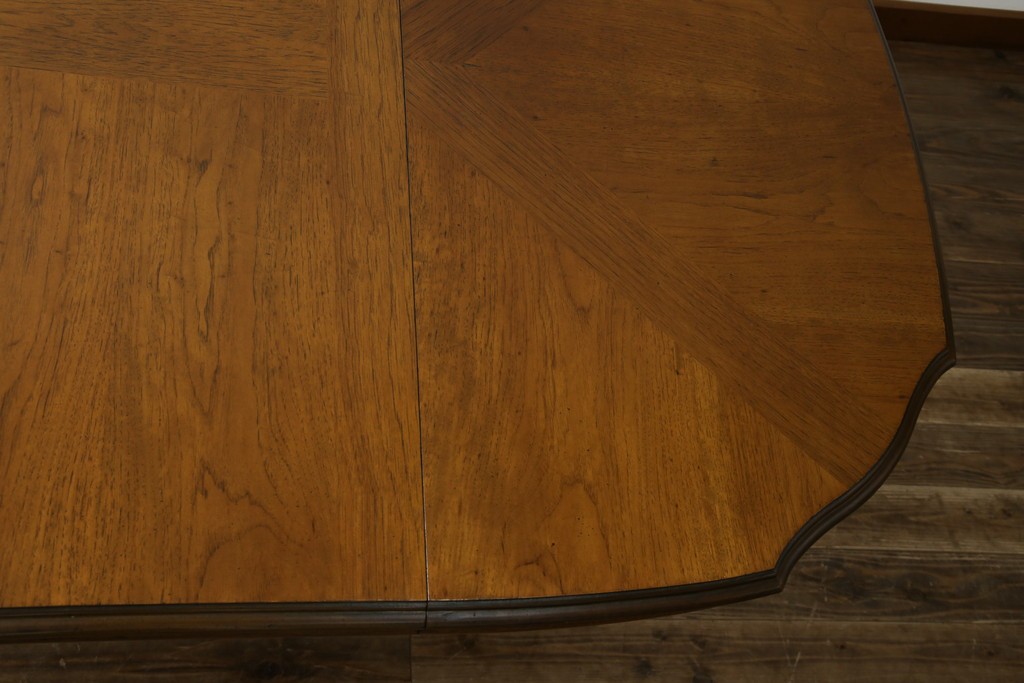 中古　DREXEL HERITAGE(ドレクセルヘリテイジ)　Grand Villa(グランドヴィラ)　上品なデザインのダイニングテーブル　定価約60万円　(R-062416)