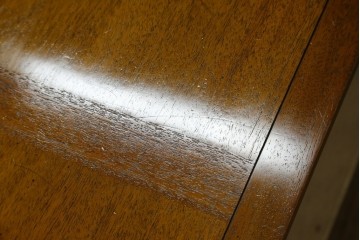 中古　DREXEL HERITAGE(ドレクセルヘリテイジ)　Triune(トライユン)　マホガニー材　洗練されたデザインとクラシカルな佇まいが魅力的なセンターテーブル　(R-062417)