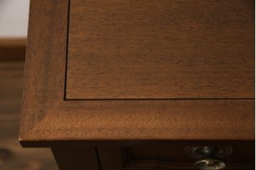 中古　DREXEL HERITAGE(ドレクセルヘリテイジ)　Triune(トライユン)　マホガニー材　気品ある佇まいが美しいサイドボード(サイドチェスト、引き出し)(R-062418)
