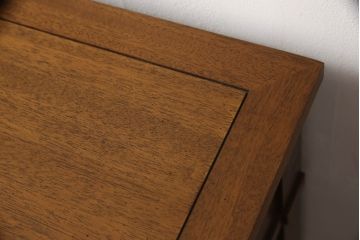 中古　DREXEL HERITAGE(ドレクセルヘリテイジ)　Triune(トライユン)　マホガニー材　気品ある佇まいが美しいサイドボード(サイドチェスト、引き出し)(R-062418)