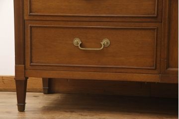 中古　DREXEL HERITAGE(ドレクセルヘリテイジ)　Triune(トライユン)　マホガニー材　気品ある佇まいが美しいサイドボード(サイドチェスト、引き出し)(R-062418)