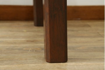 和製ビンテージ　彫刻家　山根八春(やまねやつはる、はっしゅん)　椿の図柄が華やかな空間を演出してくれるローテーブル　(R-062420)
