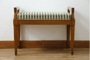 中古　DREXEL HERITAGE(ドレクセルヘリテイジ)　直線的なフォルムが美しいオットマン　(R-062423)