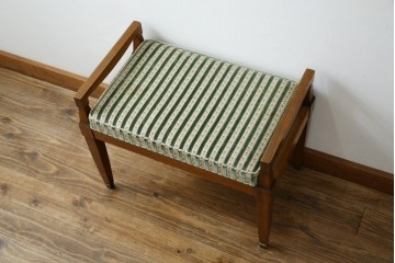 中古　DREXEL HERITAGE(ドレクセルヘリテイジ)　直線的なフォルムが美しいオットマン　(R-062423)