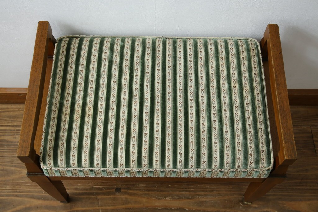 中古　DREXEL HERITAGE(ドレクセルヘリテイジ)　直線的なフォルムが美しいオットマン　(R-062423)