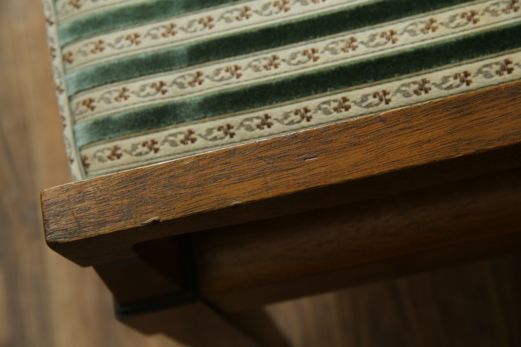 中古　DREXEL HERITAGE(ドレクセルヘリテイジ)　直線的なフォルムが美しいオットマン　(R-062423)