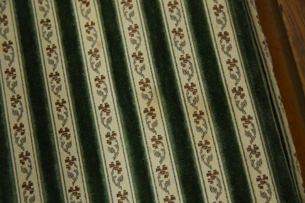 中古　DREXEL HERITAGE(ドレクセルヘリテイジ)　直線的なフォルムが美しいオットマン　(R-062423)