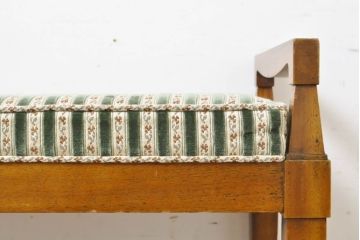 中古　DREXEL HERITAGE(ドレクセルヘリテイジ)　直線的なフォルムが美しいオットマン(スツール)(R-062423)