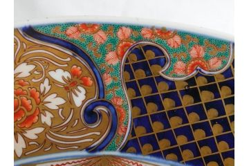 極上品!　江戸期　古伊万里　金彩　色絵　錦手　獅子　鳥　花文　1尺5寸皿　約46.5cm　繊細な筆書きにより珍しい図柄を描いた大皿(一尺五寸、和食器、和皿)(R-062429)