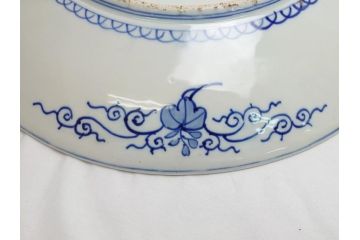 極上品!　江戸期　古伊万里　金彩　色絵　錦手　獅子　鳥　花文　1尺5寸皿　約46.5cm　繊細な筆書きにより珍しい図柄を描いた大皿(一尺五寸、和食器、和皿)(R-062429)