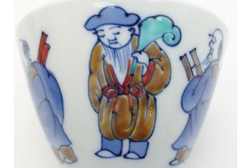 十二代目　酒井田柿右衛門　染錦　唐人物画　2.8寸　約8.5cm　湯呑み5客セット(汲出、共箱付き、蕎麦猪口、和食器、二寸八分)(R-062430)