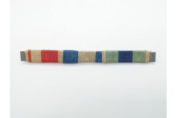 旧日本軍　陸軍中将肩章　従軍記章　8勲章&略綬4点(8連吊りホルダー付き、連結金具、大禮(大礼)記念章/紀元二千六百年祝典記念章/帝都復興記念章など)(R-062454)