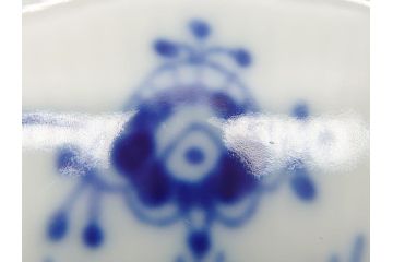 デンマーク　ROYAL COPENHAGEN(ロイヤルコペンハーゲン) ブルーフルーテッド　フルレース　約17cm　洗練された美しさを放つ皿2客セット(プレート、洋食器)(定価約66000円)(R-062456)