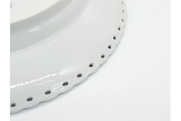デンマーク　ROYAL COPENHAGEN(ロイヤルコペンハーゲン) ブルーフルーテッド　フルレース　約17cm　洗練された美しさを放つ皿2客セット(プレート、洋食器)(定価約66000円)(R-062460)