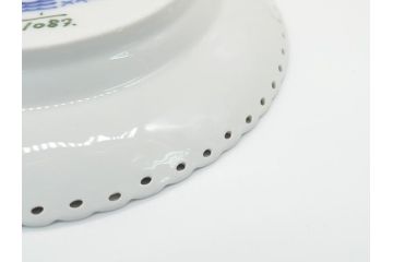 デンマーク　ROYAL COPENHAGEN(ロイヤルコペンハーゲン) ブルーフルーテッド　フルレース　約17cm　洗練された美しさを放つ皿2客セット(プレート、洋食器)(定価約66000円)(R-062463)