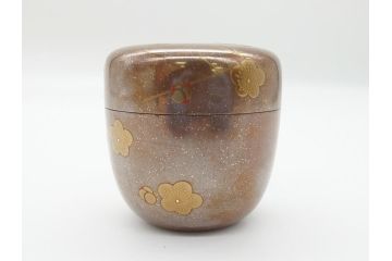 蒔絵師　西條一斉　高蒔絵　梨地　氷梅　中棗(茶道具、茶入、漆器、木製、共箱付き)(R-062467)