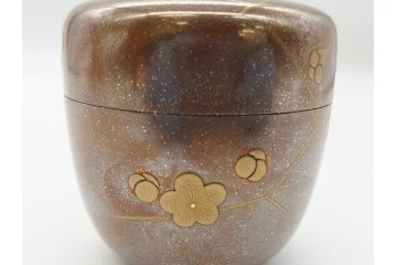 蒔絵師　西條一斉　高蒔絵　梨地　氷梅　中棗(茶道具、茶入、漆器、木製、共箱付き)(R-062467)