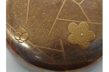 蒔絵師　西條一斉　高蒔絵　梨地　氷梅　中棗(茶道具、茶入、漆器、木製、共箱付き)(R-062467)