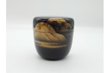 輪島塗　正春作　蒔絵　遠山　美しく気品の高い棗(茶道具、茶入、茶筒、木製、共箱付き)(R-062468)