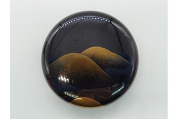 輪島塗　正春作　蒔絵　遠山　美しく気品の高い棗(茶道具、茶入、茶筒、木製、共箱付き)(R-062468)