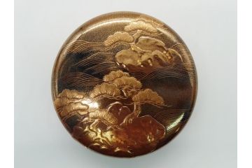 極上品!　吉田華正作　十二代　中誠宗也　尋牛斎書付　松島　蒔絵　金粉溜　内梨子地　大棗(在判あり、共箱付き、外箱付き、茶道具、茶入、茶筒)(R-062470)