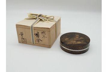 吉田華正作　撫子　金彩　螺鈿　香合(茶道具、小物入れ、共箱付き)(R-062471)