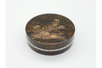 吉田華正作　撫子　金彩　螺鈿　香合(茶道具、小物入れ、共箱付き)(R-062471)