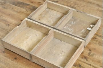 昭和レトロ　懐かしい雰囲気が魅力の収納棚(戸棚、キャビネット、リビングボード、食器棚、引き出し)(R-062474)