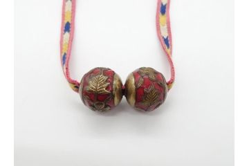 和製アンティーク　昭和初期　丸玉　草花模様　彩りを加えてアクセントになる帯留め(帯締め、飾り紐、着物道具、和装小物、アクセサリー)(R-062490)