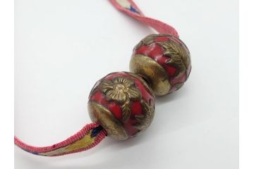 和製アンティーク　昭和初期　丸玉　草花模様　彩りを加えてアクセントになる帯留め(帯締め、飾り紐、着物道具、和装小物、アクセサリー)(R-062490)