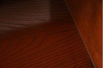 和製アンティーク　明治大正期　螺鈿(ラデン)　漆塗り　味わい深い朱塗りの色合いが上質な和の空間を演出する飾り棚(茶棚、茶箪笥、収納棚、戸棚、サイドキャビネット、サイドボード)(R-062499)