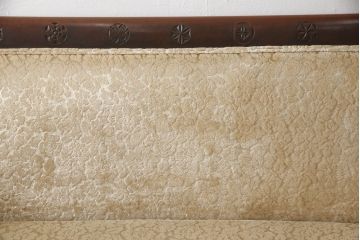 和製ビンテージ　彫刻家　山根八春(やまねやつはる、はっしゅん)　レリーフ入り　クラシカルな佇まいが魅力的な2人掛けソファ(2P、二人掛けソファ、ヴィンテージ)(R-062500)