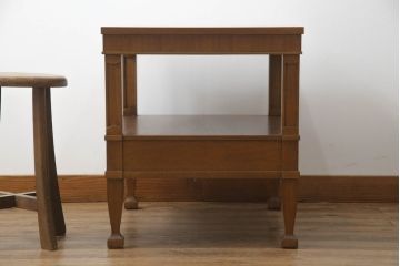 中古　DREXEL HERITAGE(ドレクセルヘリテイジ)　Triune(トライユン)シリーズ　すっきりした佇まいのエンドテーブル(サイドテーブル、ナイトテーブル、飾り台)(定価約21万円)(R-062509)