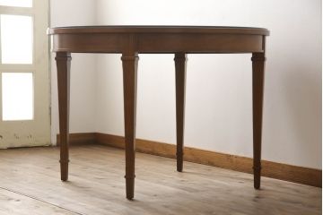 中古　美品　DREXEL HERITAGE(ドレクセルヘリテイジ)　ガラス天板付き!!洗練された佇まいが美しいラウンドテーブル(ダイニングテーブル、2人掛け、4人掛け、2P、4P)(R-062511)