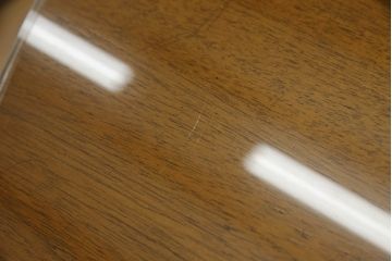 中古　美品　DREXEL HERITAGE(ドレクセルヘリテイジ)　ガラス天板付き!!洗練された佇まいが美しいラウンドテーブル(ダイニングテーブル、2人掛け、4人掛け、2P、4P)(R-062511)